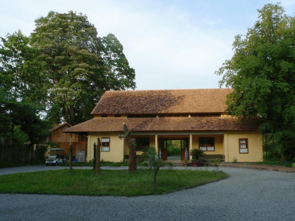 Forest Floor Lodge Cat Tien Exterior photo